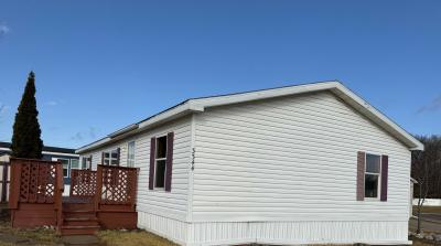 Mobile Home at 3344 Creekside Blvd Burton, MI 48519