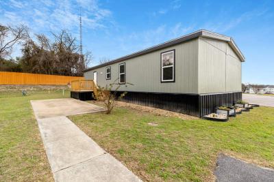 Photo 5 of 29 of home located at 4902 King Arthur Blvd. Temple, TX 76502
