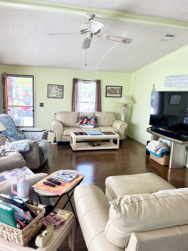 1989 Chan Manufactured Home