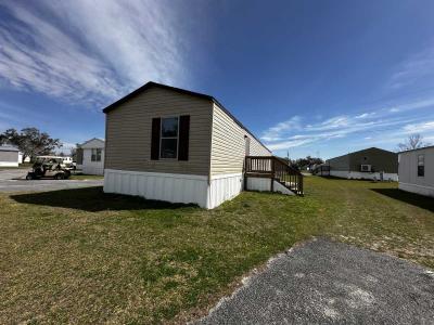 Photo 2 of 8 of home located at 335 SE Balboa Drive, Site 107 Madison, FL 32340