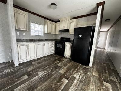 Photo 3 of 12 of home located at 335 SE Balboa Drive, Site 120 Madison, FL 32340