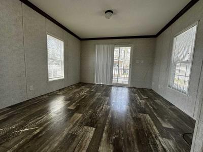 Photo 5 of 12 of home located at 335 SE Balboa Drive, Site 120 Madison, FL 32340