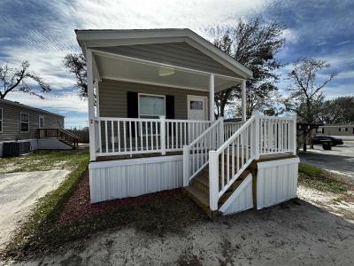 Photo 2 of 8 of home located at 335 SE Balboa Drive, Site 2 Madison, FL 32340