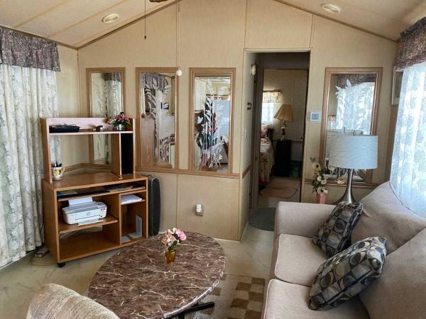 1990 Mobile Home