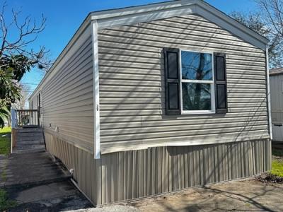 Mobile Home at 3903 Erby St Trlr 38 Houston, TX 77087