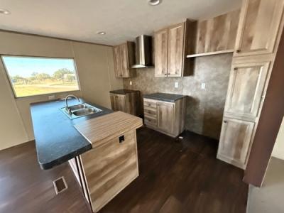 Photo 4 of 28 of home located at 1574 N Padre Island Dr Corpus Christi, TX 78408