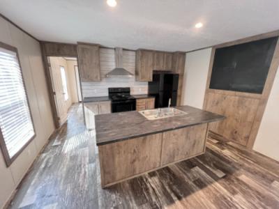 Photo 2 of 14 of home located at 12055 Covered Bridge Rd Brookwood, AL 35444