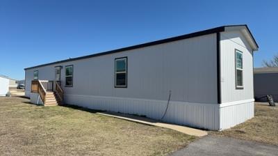 Photo 1 of 25 of home located at 6100 E Rancier Ave Lot 286 Killeen, TX 76543