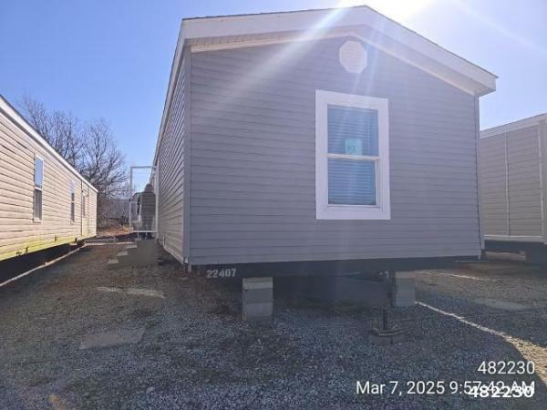 Photo 1 of 2 of home located at Hwy 59 Discount Homes, L.l.c. 18101 Linden Dr Neosho, MO 64850