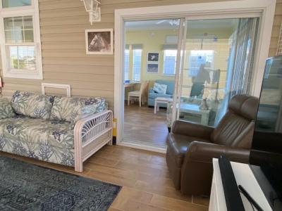 Photo 5 of 15 of home located at 7125 Fruitville Rd 1732 Sarasota, FL 34240