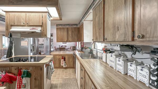 1985 HOME Mobile Home