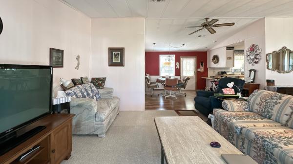 1985 HOME Mobile Home