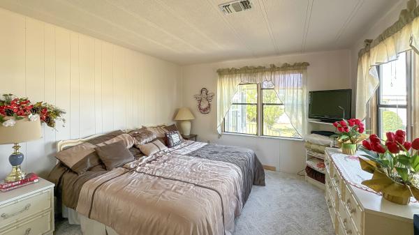 1985 HOME Mobile Home