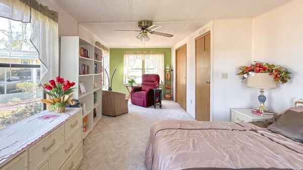 1985 HOME Mobile Home