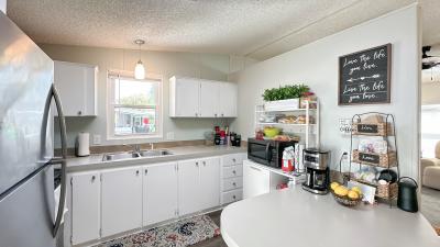 Photo 5 of 15 of home located at 206 Birch St Lady Lake, FL 32159