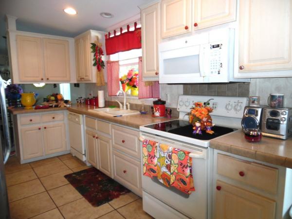 2005 Homes of Merit Mobile Home