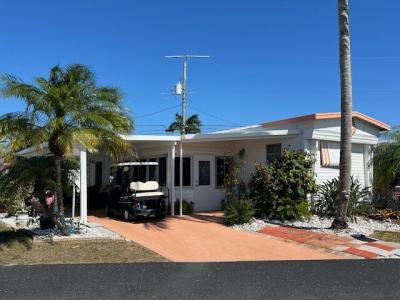 Photo 2 of 35 of home located at 3528 14th Street West #E015 Bradenton, FL 34205