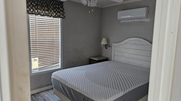 2018 Champion RH1451Z W/PORCH Mobile Home