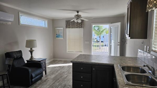 2018 Champion RH1451Z W/PORCH Mobile Home