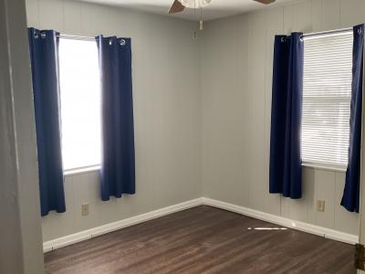 Photo 8 of 11 of home located at 15402 Lakeshore Villa Road Tampa, FL 33613