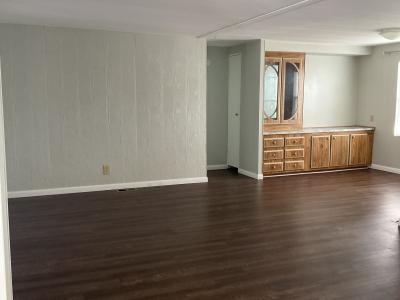 Photo 11 of 11 of home located at 15402 Lakeshore Villa Road Tampa, FL 33613