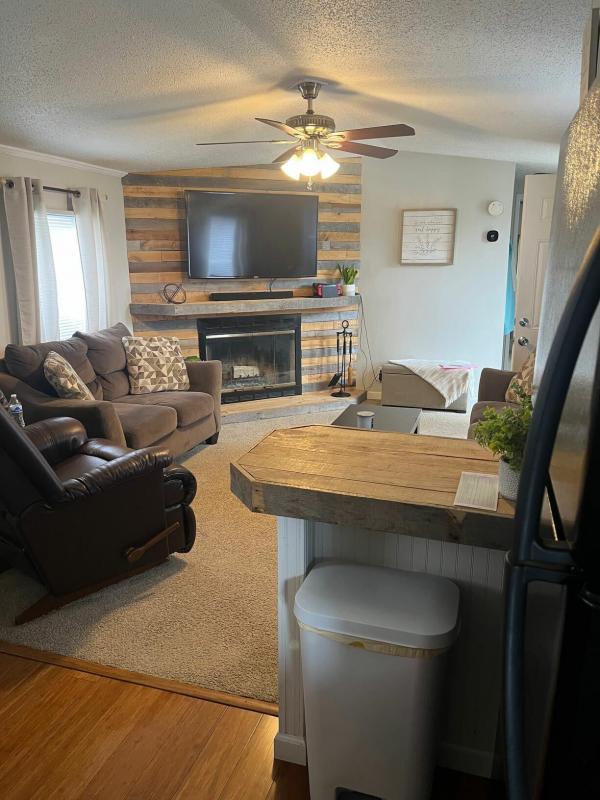 1989 Fairmont 115 2856 205  Home