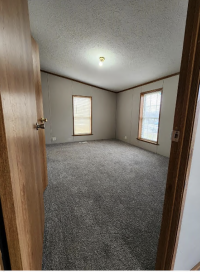 2001 Four Seasons Manufactured Home