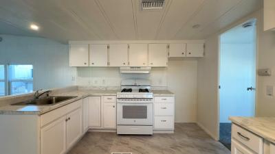 Photo 4 of 8 of home located at 701 Montara Rd 16 Barstow, CA 92311