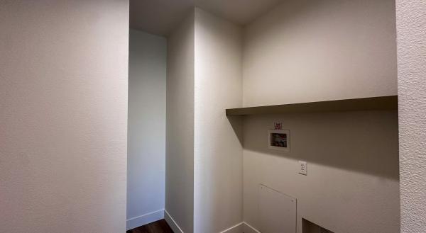 2023 Clayton HIP-2452-3A  Home