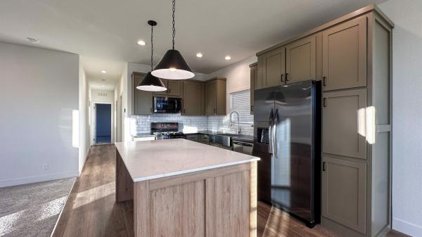 2023 Clayton 71HRR24563AH23 Mobile Home