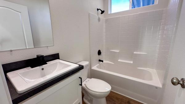 2023 Clayton 71HRR24563AH23 Mobile Home