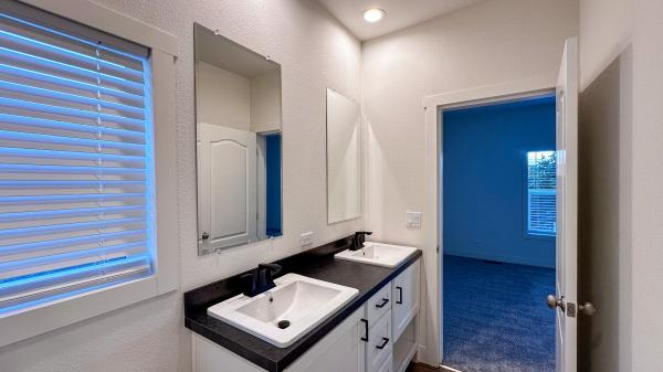 2023 Clayton 71HRR24563AH23 Mobile Home