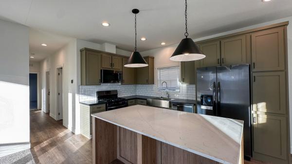 2023 Clayton 71HRR24563AH23 Mobile Home