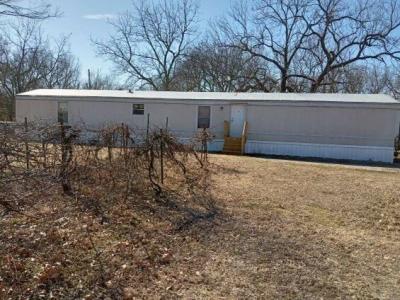 Mobile Home at 314 N 2nd St Mound City, KS 66056