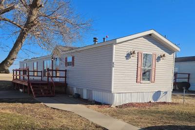 Mobile Home at 27 Village Ct Mediapolis, IA 52637