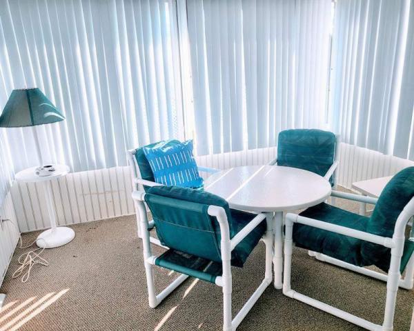 1979 TWIN Manufactured Home