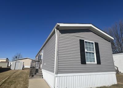 Mobile Home at 8427 Killy Ct Newport, MI 48166