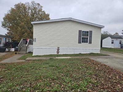 Mobile Home at 190 Lynnwood Circle #98 Clarksville, TN 37040