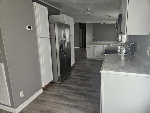 1999 Oakwood  Home