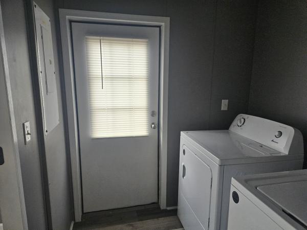 1999 Oakwood  Home