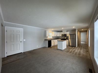 Photo 3 of 33 of home located at 36 Canary Hill  #293 Orion Township, MI 48359
