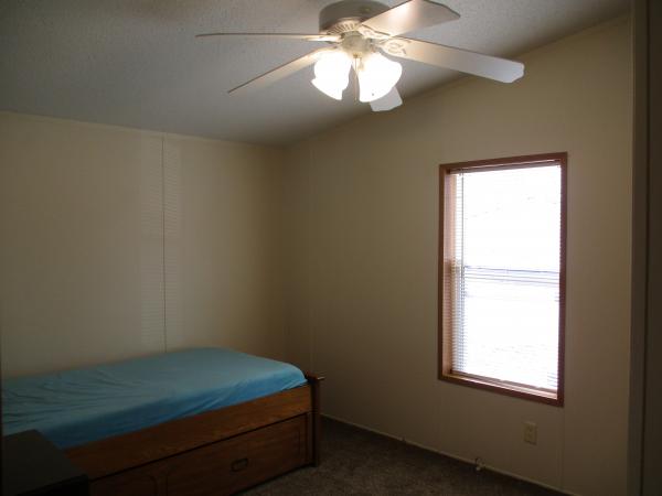 1998 Fleetwood n/a Mobile Home