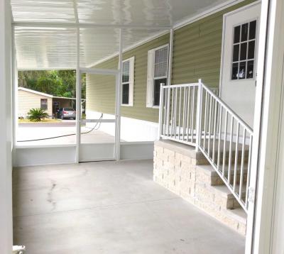 Photo 4 of 8 of home located at 35155 Watersedge Drive Fruitland Park, FL 34731