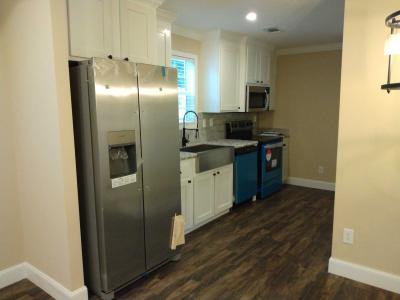 Photo 5 of 8 of home located at 35155 Watersedge Drive Fruitland Park, FL 34731