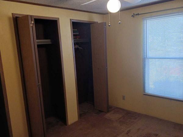 1988 Parkwood Manufactured Home
