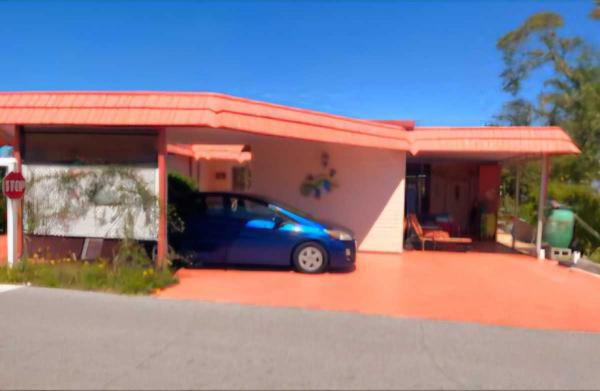 TRIPLEWIDE Mobile Home