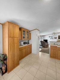 2001 Four Seasons Manufactured Home