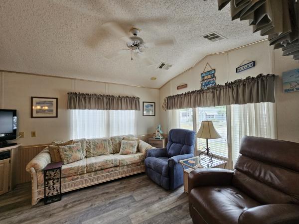 1994 Mobile Home