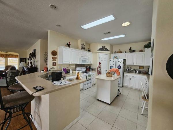 2005 SKYL Manufactured Home