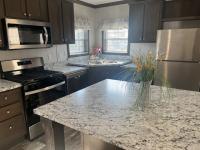 2025 EAGLE RIVER 58 LC-52G351  Home